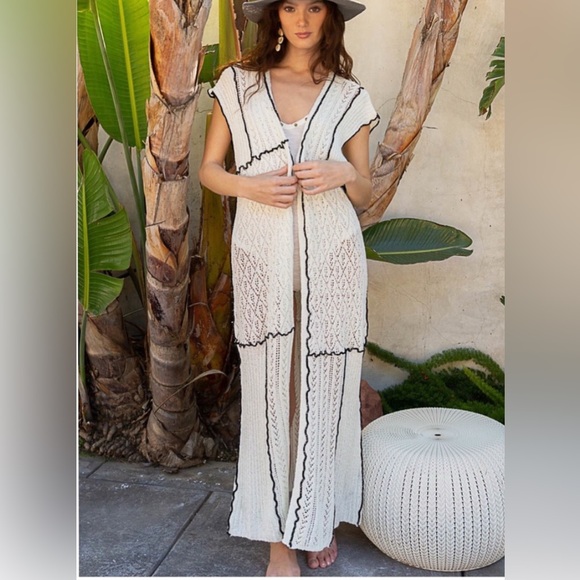 POL Ivory w/ Black Long Cardigan Boutique - Picture 4 of 9